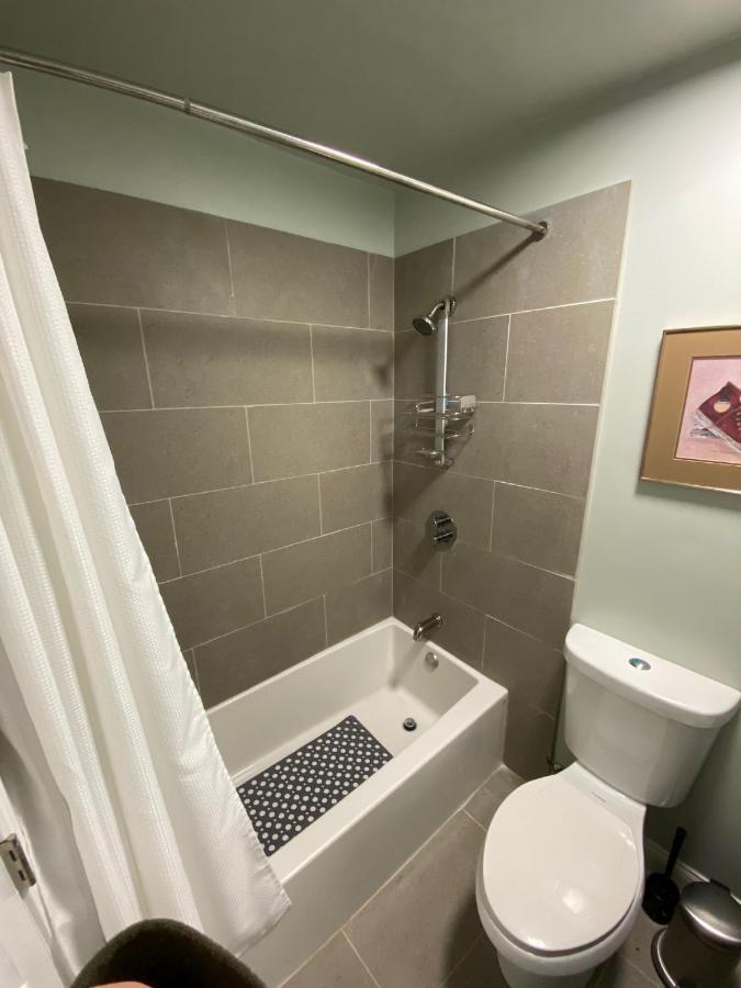 אוליית Here It Is! Cool Cape Cod-3 Br-2.5 Bath-12 Guests מראה חיצוני תמונה