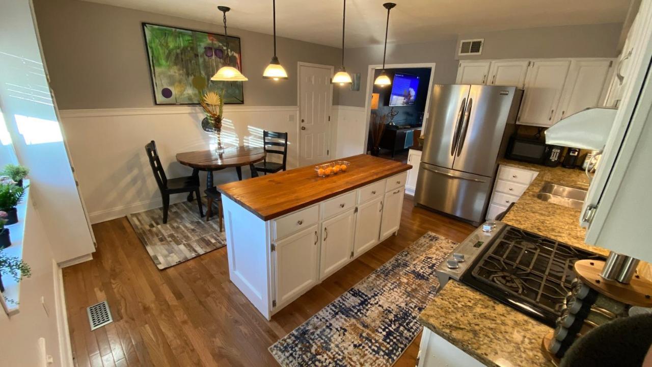 אוליית Here It Is! Cool Cape Cod-3 Br-2.5 Bath-12 Guests מראה חיצוני תמונה